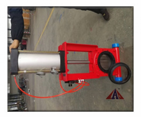 气动矿浆刀闸阀（底部带排渣装置）