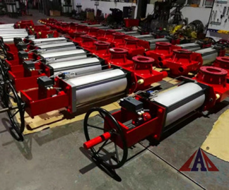 气开式带手轮管夹阀（调节型）